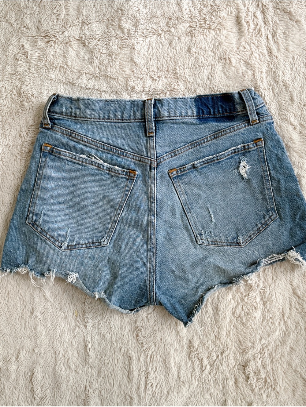 Abercrombie Curve Love Mom Shorts High Rise Distressed Medium Wash Size 28 - Picture 5 of 5